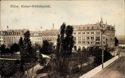 Ak Riesa an der Elbe Sachsen, Gebäude und Parkanlagen am Kaiser Wilhelm Platz