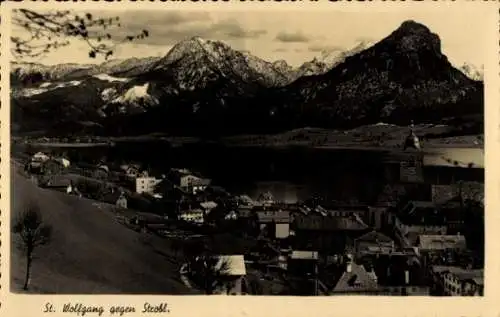 Ak Sankt Wolfgang Oberösterreich, Panorama, Wolfgangsee gegen Strobl
