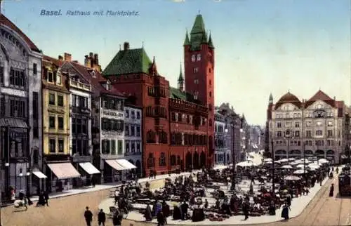 Ak Basel Stadt, Rathaus mit Marktplatz, Händler, Straßenbahn