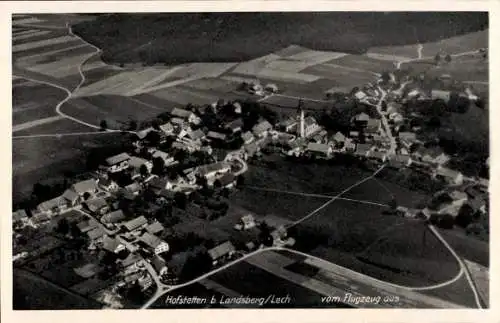 Ak Hofstetten in Oberbayern, Luftaufnahme von Hofstetten, kleine Ortschaft, umliegende Felder