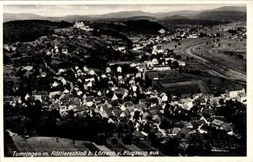 Ak Tumringen Lörrach in Baden, Blick auf  Röttlerschloss, Flugzeugaufnahme, Schwarz-Weiß-Foto