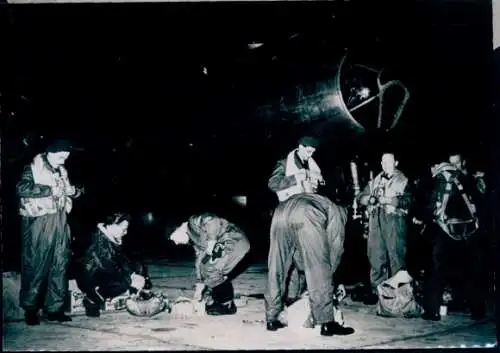 Foto Flugzeug, Soldaten, Pilot, Ardent