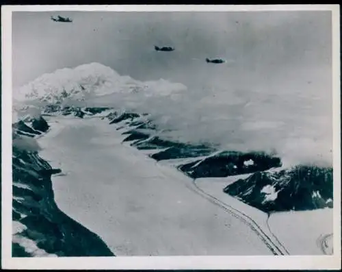 Foto Britische Militärflugzeuge, Royal Air Force, Alaska