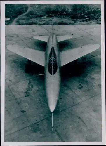 Foto Militärflugzeug, Jagdflugzeug, Flugzeug