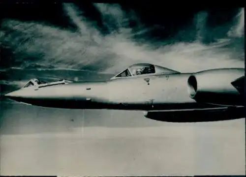 Foto Britisches? Militärflugzeug, Flugzeug