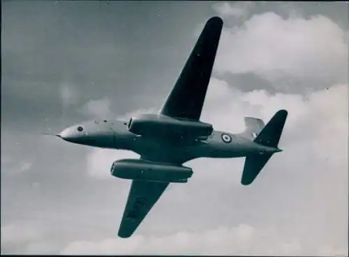 Foto Britisches Militärflugzeug TPS 21/F