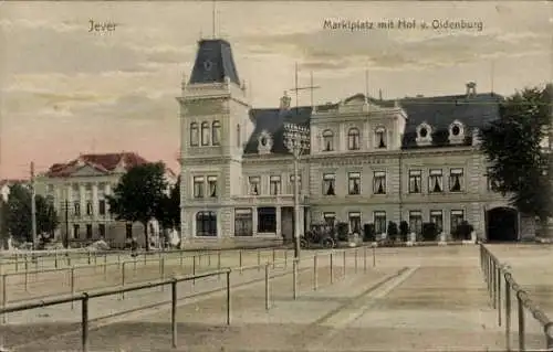 Ak Jever in Oldenburg Friesland, Marktplatz, Hof von Oldenburg