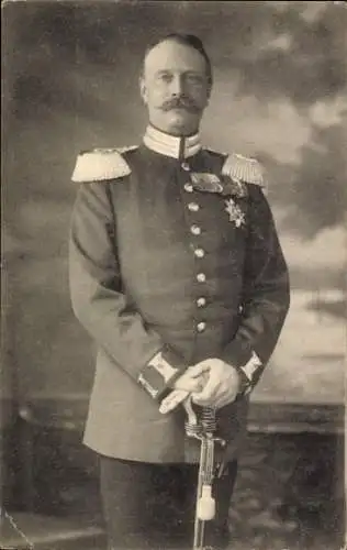 Ak Großherzog Friedrich II von Baden, Uniform, Säbel