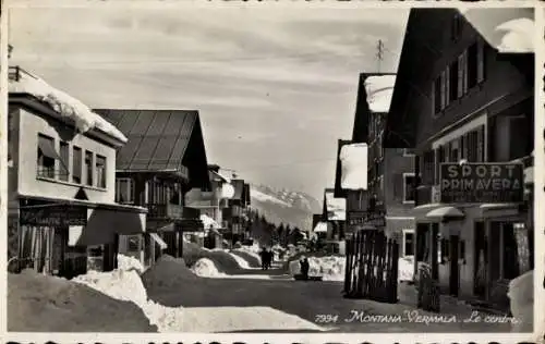 Ak Montana Vermala Kanton Wallis Schweiz, Straßenansicht im Winter