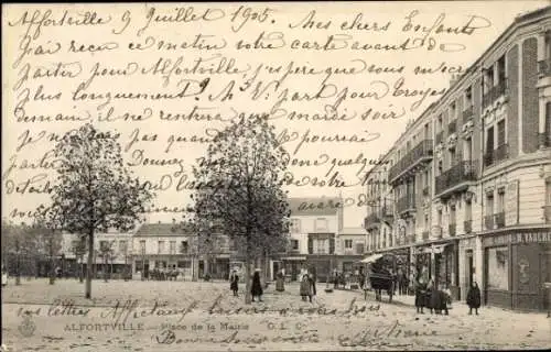 Ak Alfortville Val de Marne,  aus  Gebäudeansicht, Bäume, Fußgänger, Marktszene