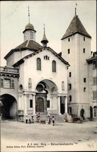 Ak Brigue Brig Glis Kanton Wallis, Sebastianskapelle,  Architektur, Kinder jonglieren.