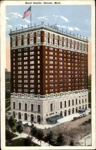 Ak Detroit Michigan USA, Hotel Statler, Gebäude, Flagge, Stadtansicht