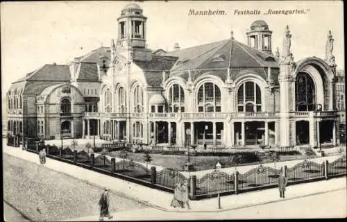 Ak Mannheim in Baden, Festhalle Rosengarten, eindrucksvolle Architektur, Gartenanlage, Spaziergän