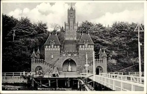 Ak Mürwik Flensburg in Schleswig Holstein, Marineschule, Freitreppe,  Architektur, Wasserfront
