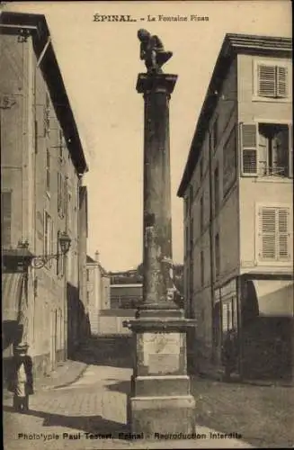 Ak Épinal Lothringen Vosges, Brunnen Pinan, Straße, Gebäude,  Architektur