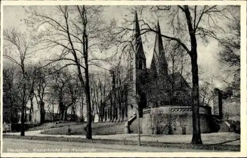 Ak Neuruppin in Brandenburg, Klosterkirche, Wallanlagen