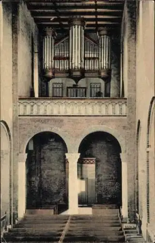 Ak Jerichow an der Elbe, Orgel in der Klosterkirche sichtbar, Architektur der Kirche, innen