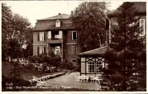 Ak Bad Nenndorf an der Weser, Pensionshaus Cassel, Gartenbereich, große Villa, alte Architektur, 