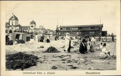 Ak Seebad Binz auf Rügen, Strandleben, Ostseebad, Bauten und Menschen am Strand