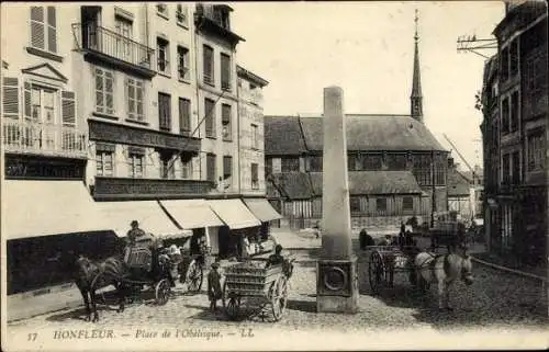 Ak Honfleur Calvados, Place de l'Obelisque, Kutsche
