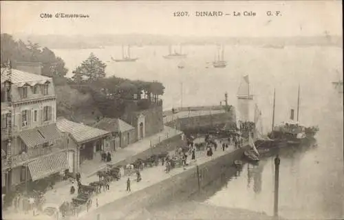 Ak Dinard Ille et Vilaine, Schiffsanlegestelle, viele Personen, Schiffe,  Archtektur