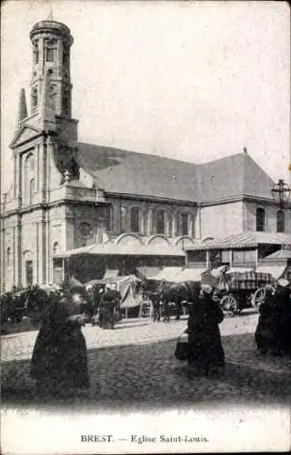 Ak Brest Finistère, Eglise Saint-Louis, Markt, Menschen, Pferdefuhrwerke