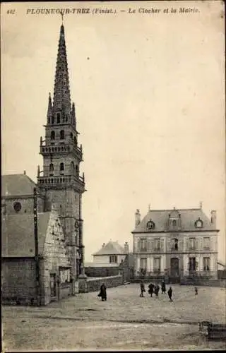 CPA Plouneour Trez Finistère, Le Clocher et la Mairie