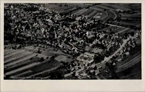 Ak Mingolsheim Bad Schönborn in Baden, Luftaufnahme von  zahlreiche Dächer, Felder