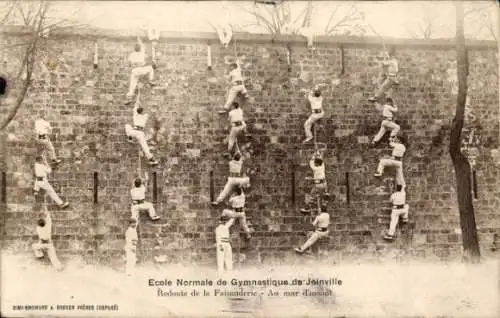 CPA Ecole Normale de Gymnastique de Joinville, Redoute de la Faisanderie, Au mar d'assault