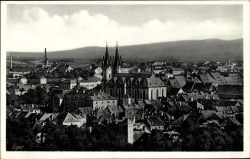 Ak Cheb Eger Reg. Karlsbad, Blick auf den Ort, Kirche, Häuser