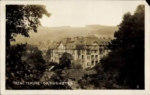 Ak Trenčianske Teplice Trencsénteplic Trentschin Teplitz Slowakei, Hotel, Berge, Baumansicht, 