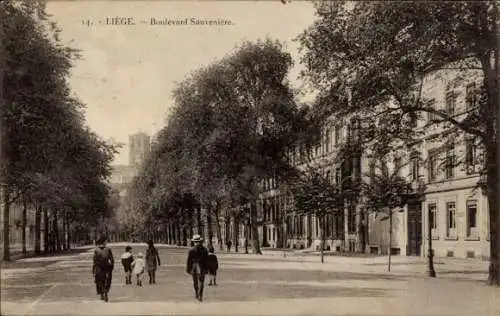 Ak Liège Lüttich Wallonien, Boulevard Sauvenière, Stadtansicht, Schwarz-Weiß-Foto, Bäume, Straßen