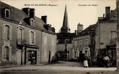 Ak Meslay-du-Maine Mayenne, Carrefour du Centre