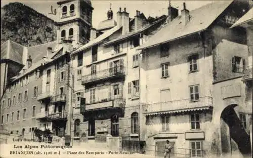 Ak Briançon Briancon Hautes-Alpes, Alpenlandschaft,  Gebäude, Place des Remparts, Porte Méande