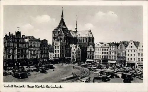 Ak Hansestadt Rostock, Neuer Markt mit Marienkirche