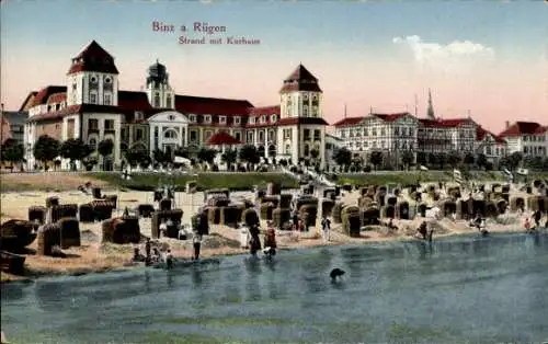 Ak Binz auf Rügen, Blick vom Wasser auf den Strand mit Kurhaus