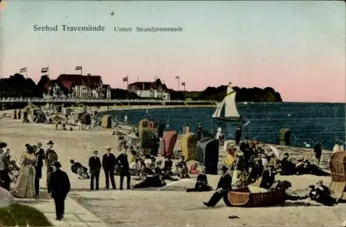 Ak Ostseebad Travemünde Lübeck, Seebad  Untere Strandpromenade, Strandkörbe, Segelboot