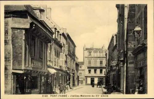 CPA Pont l'Abbé Finistère, Vieilles Maisons du XV siecle