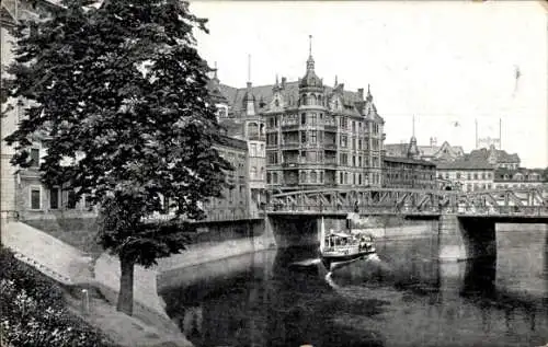 Ak Poznań Posen, Stadtansicht mit Wallischeibrücke, Boot auf dem Wasser,  Architektur