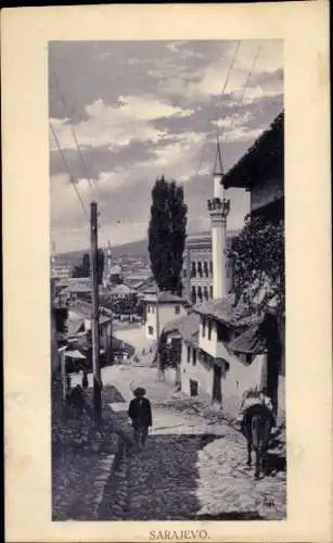 Ak Sarajevo Bosnien Herzegowina, Stadtansicht  Kopfsteinpflasterstraße, Minarett, Häuser