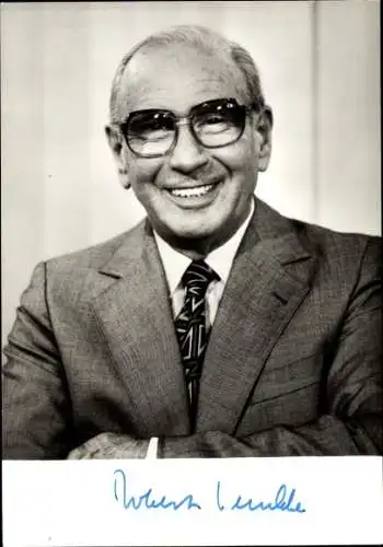 Ak Moderator Robert E. Lembke, Portrait, Autogramm