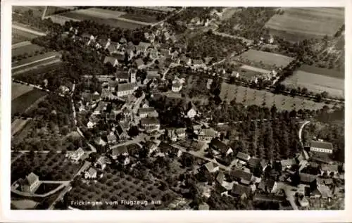 Ak Frickingen im Bodenseekreis Baden, Blick auf Frickingen vom Flugzeug aus, kleines Dorf mit ...