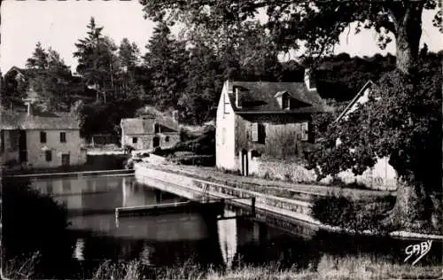 Ak Sainte Suzanne Mayenne, La Piscine