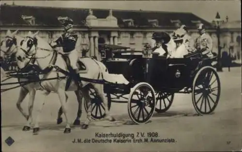 Ak Kaiserin Auguste Viktoria, Erzherzogin Maria Annunziata, Kutsche, Kaiserhuldigung 1908