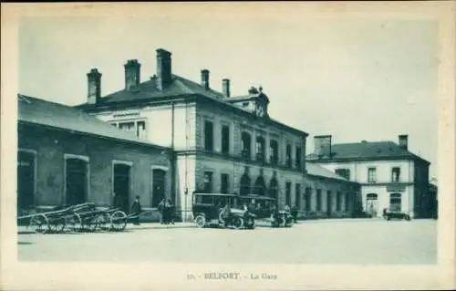 Ak Belfort Beffert Beffort Territoire de Belfort, Bahnhof,  Gebäude, Autos, Menschen