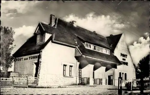 Ak Pont sur Yonne, Bahnhof