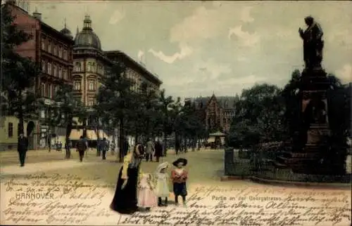 Ak Hannover in Niedersachsen, Bismarckdenkmal, Partie an der Georgstraße, Statue, Menschen, Stadt
