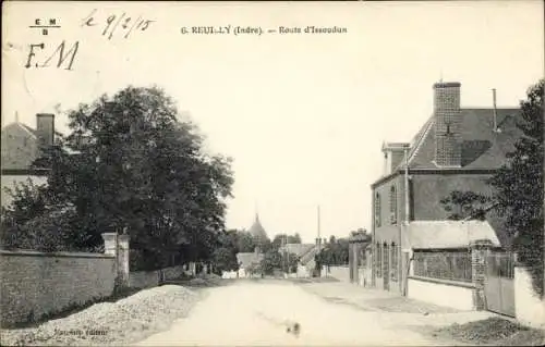 Ak Reuilly Indre, Route d'Isseudun