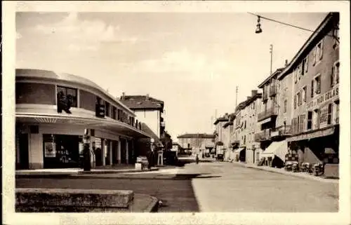 Ak Beaurepaire Isère, Place des Terreaux