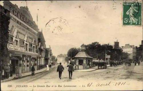 Ak Dinard Ille et Vilaine, Doppelseitige , Boulevardansicht,  Architektur, Menschen, Poststempel